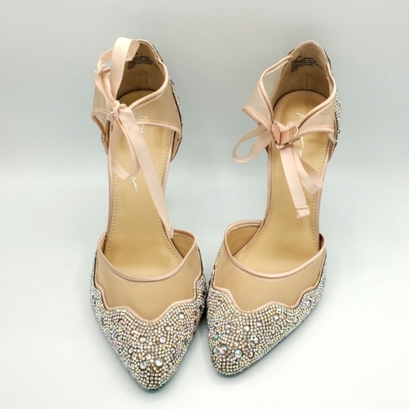 Betsey Johnson Shoes - Betsey Johnson Iris pumps NWOB